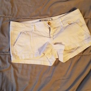 Abercrombie & Fitch white low rise shorts